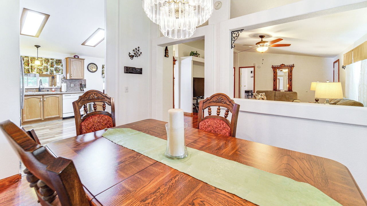 Photo of Livingroom in Redding