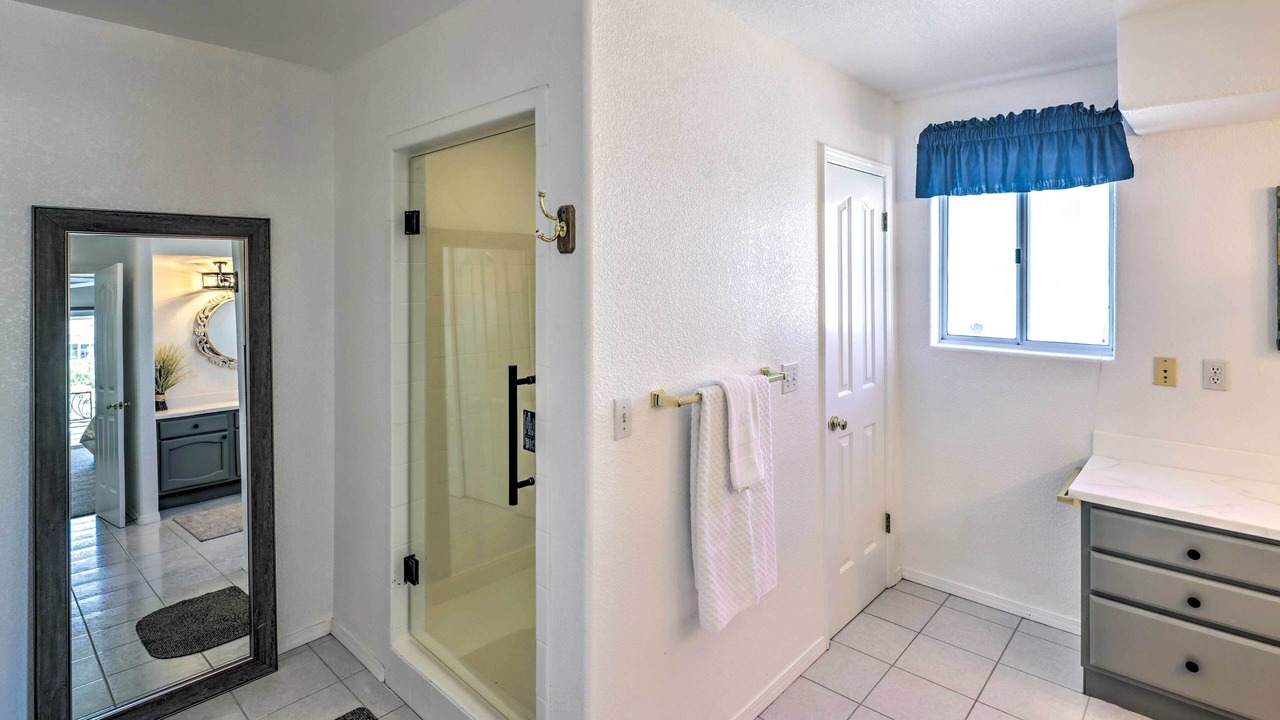 Photo of Bathroom in Sunridge Estates