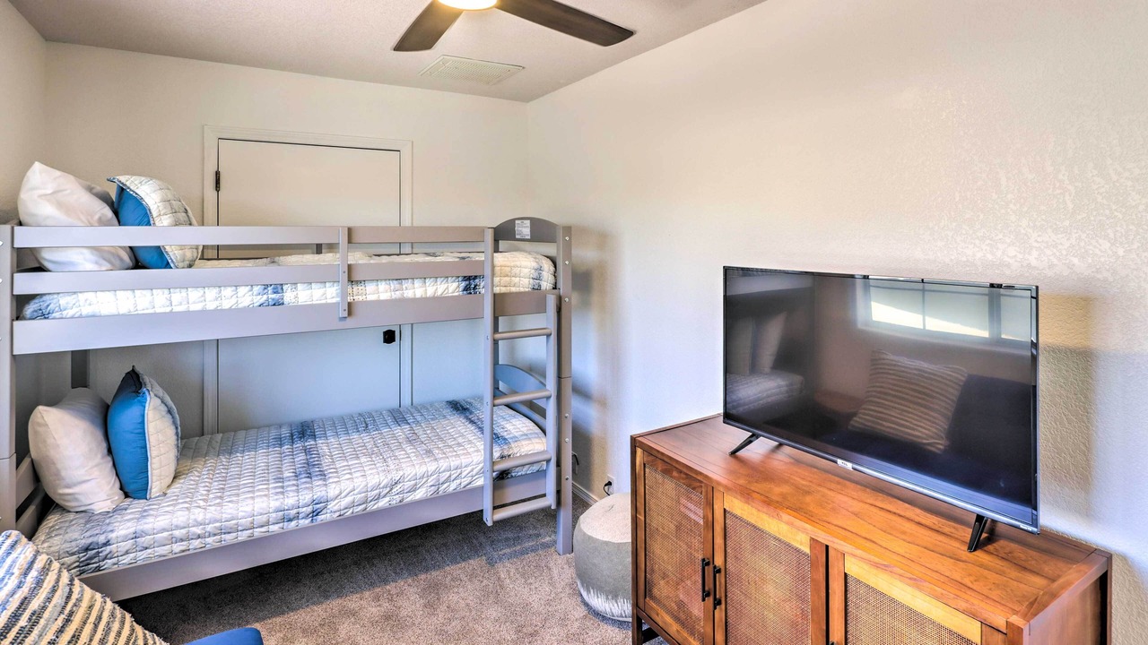 Photo of Bedroom in Sunridge Estates