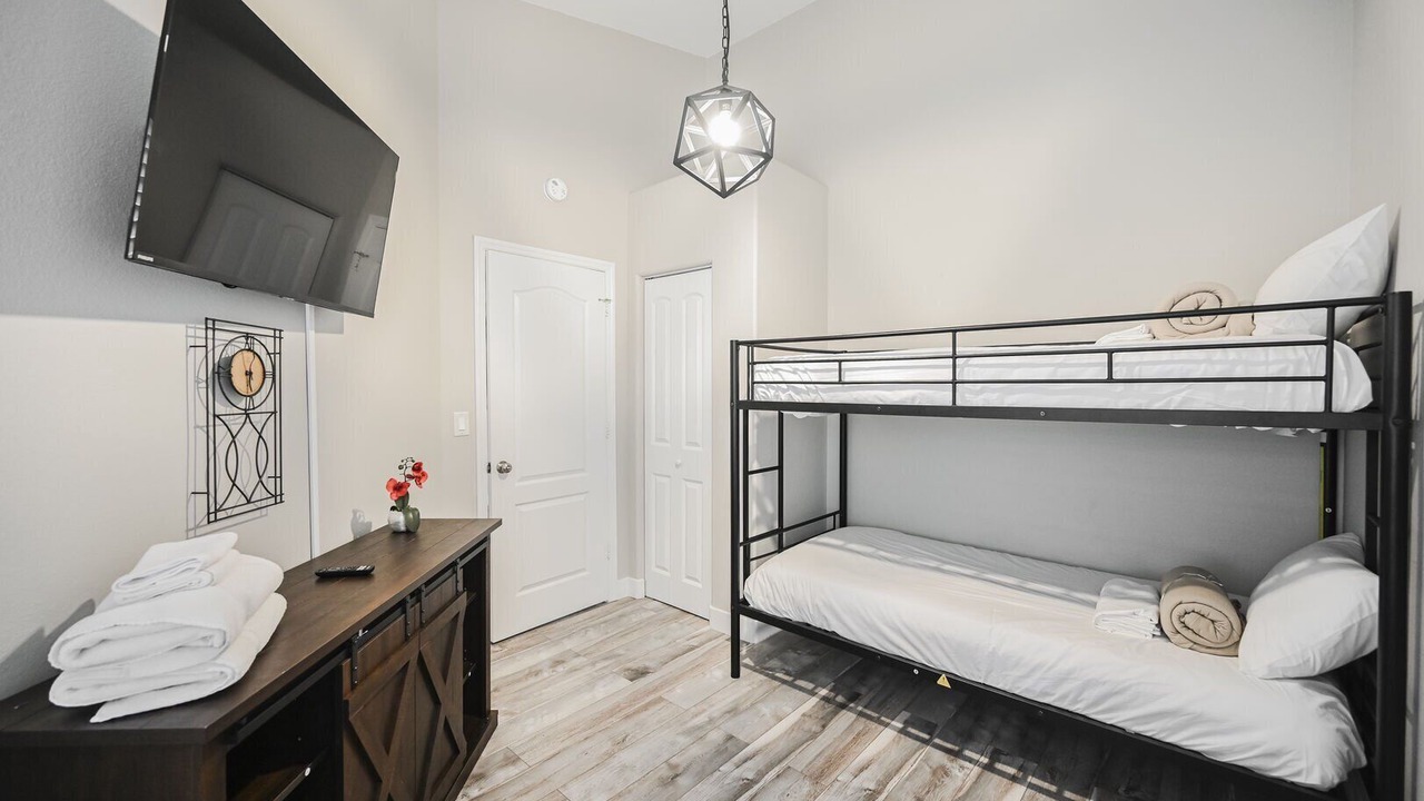 Photo of Bedroom in Highland Hills
