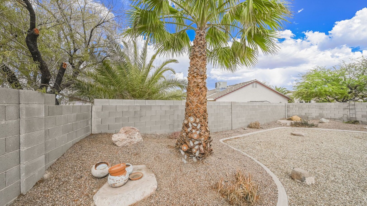 Photo of Outdoor in Highland Hills