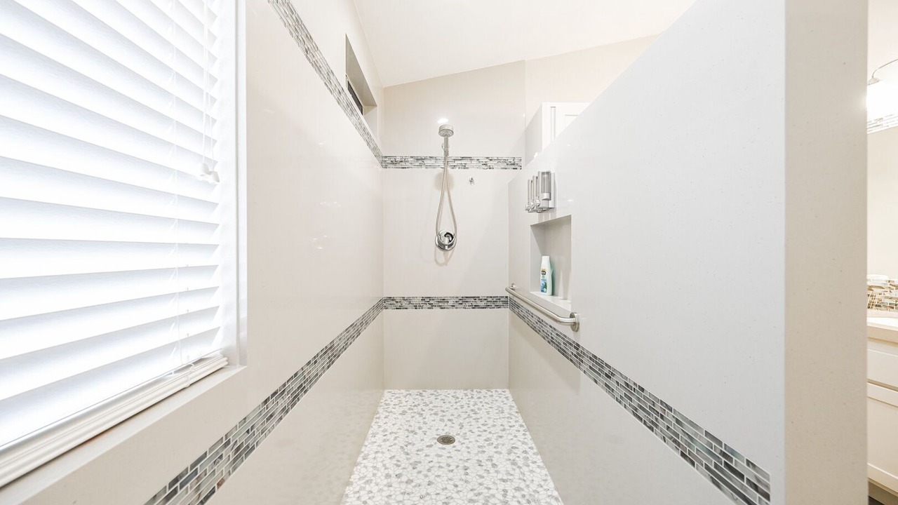 Photo of Bathroom in Highland Hills