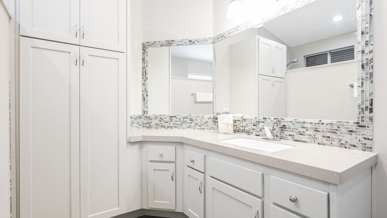 Photo of Bathroom in Highland Hills