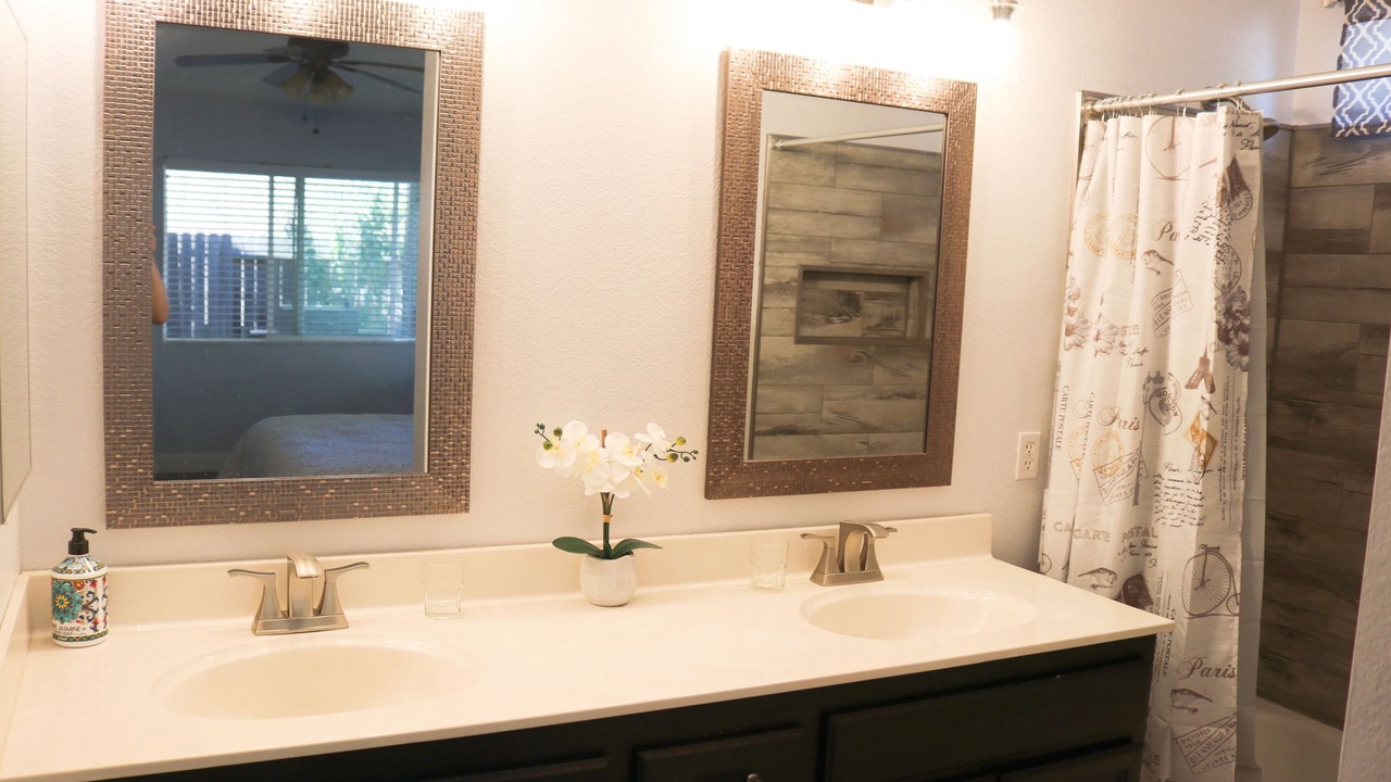 Photo of Bathroom in Elk Grove