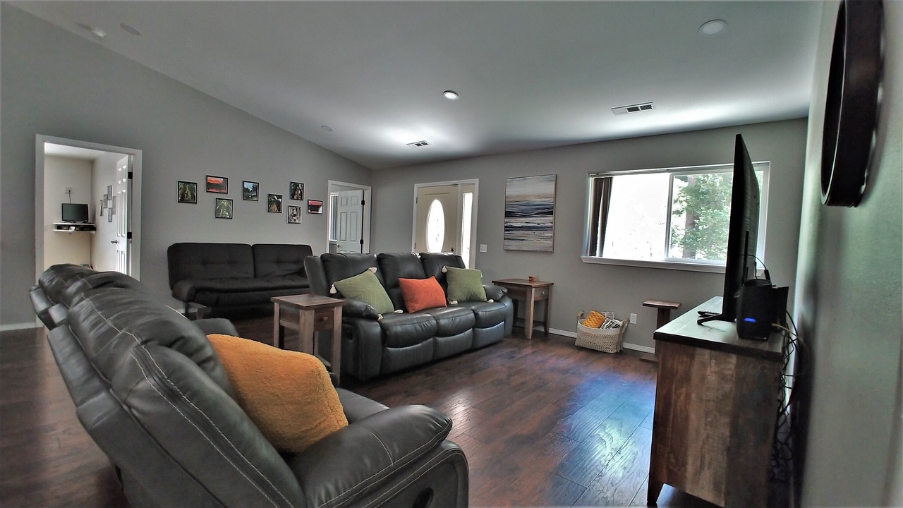 Photo of Livingroom in Hiouchi