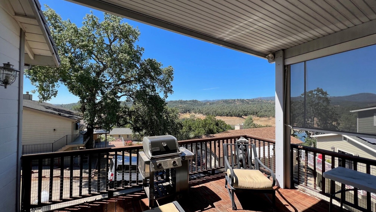 Photo of Outdoor in Oak Shores