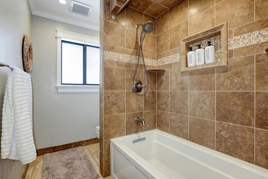 Photo of Bathroom in Nicolaus