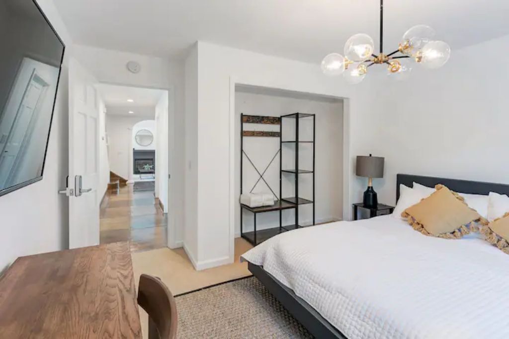 Photo of Bedroom in Santa Rosa