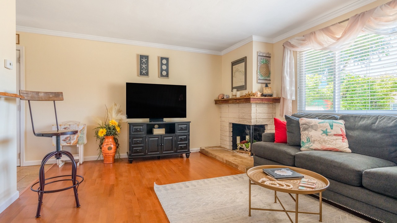 Photo of Livingroom in Shell Beach