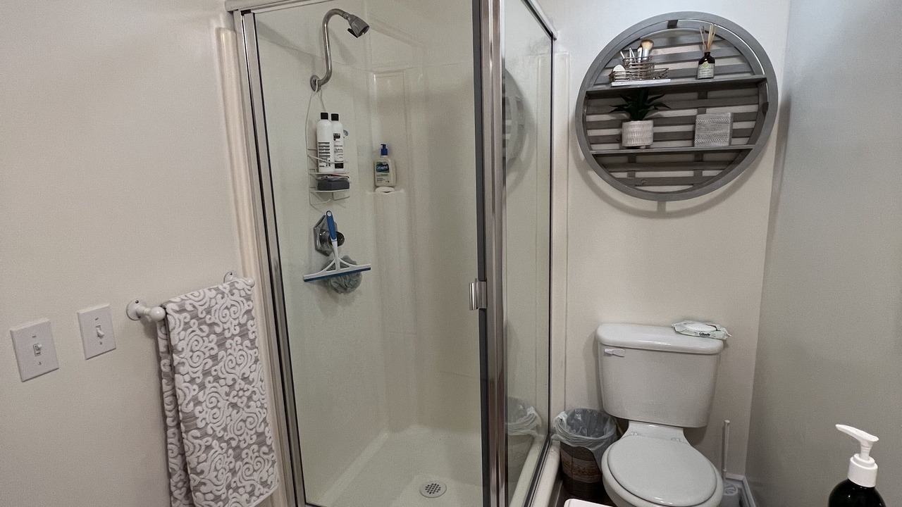 Photo of Bathroom in Oak Shores
