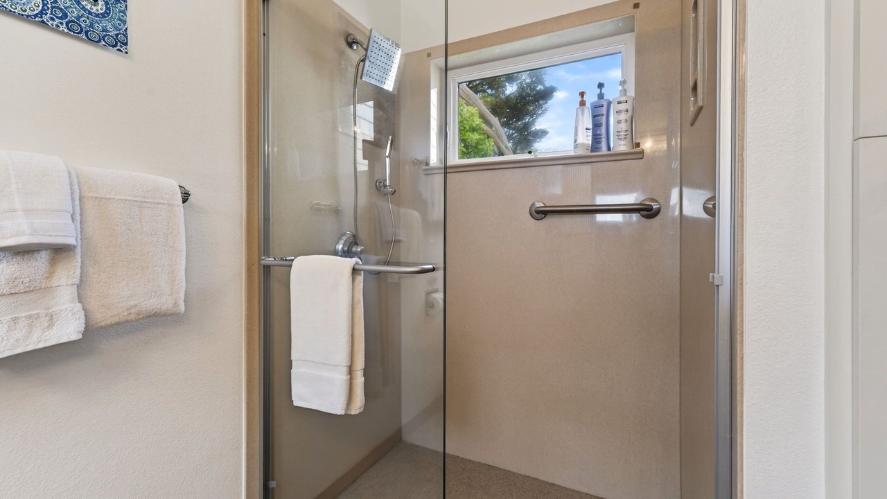 Photo of Bathroom in Gualala