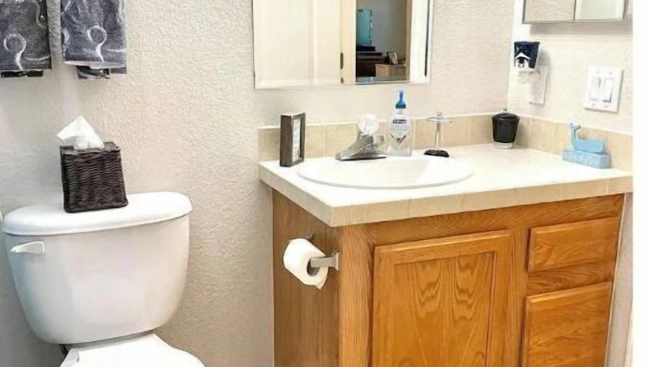 Photo of Bathroom in Groveland