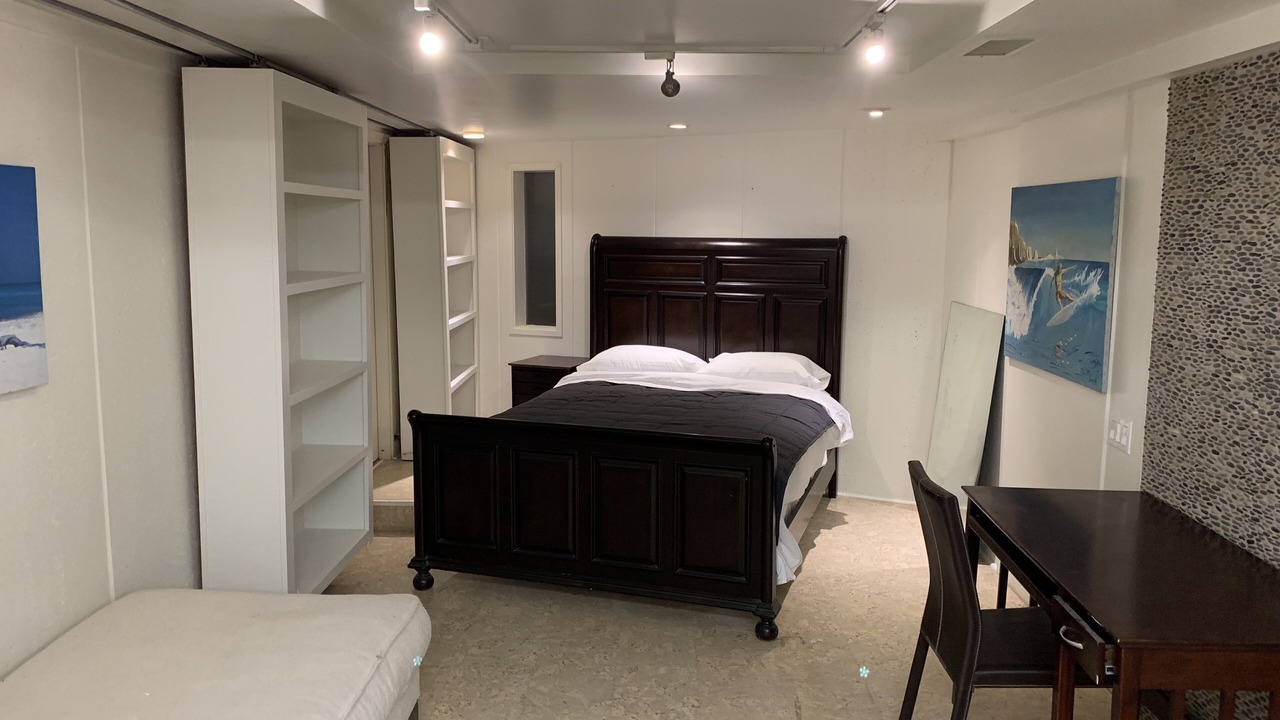 Photo of Bedroom in Laguna Beach
