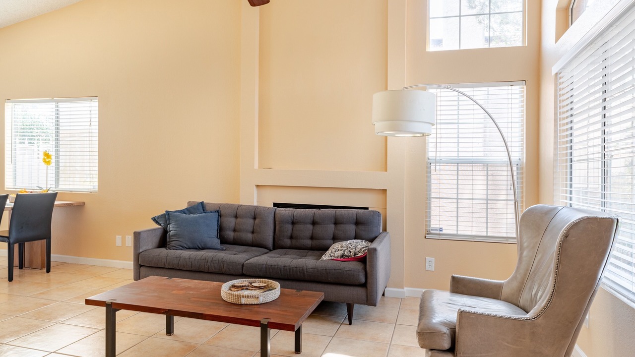 Photo of Livingroom in Desert Shores