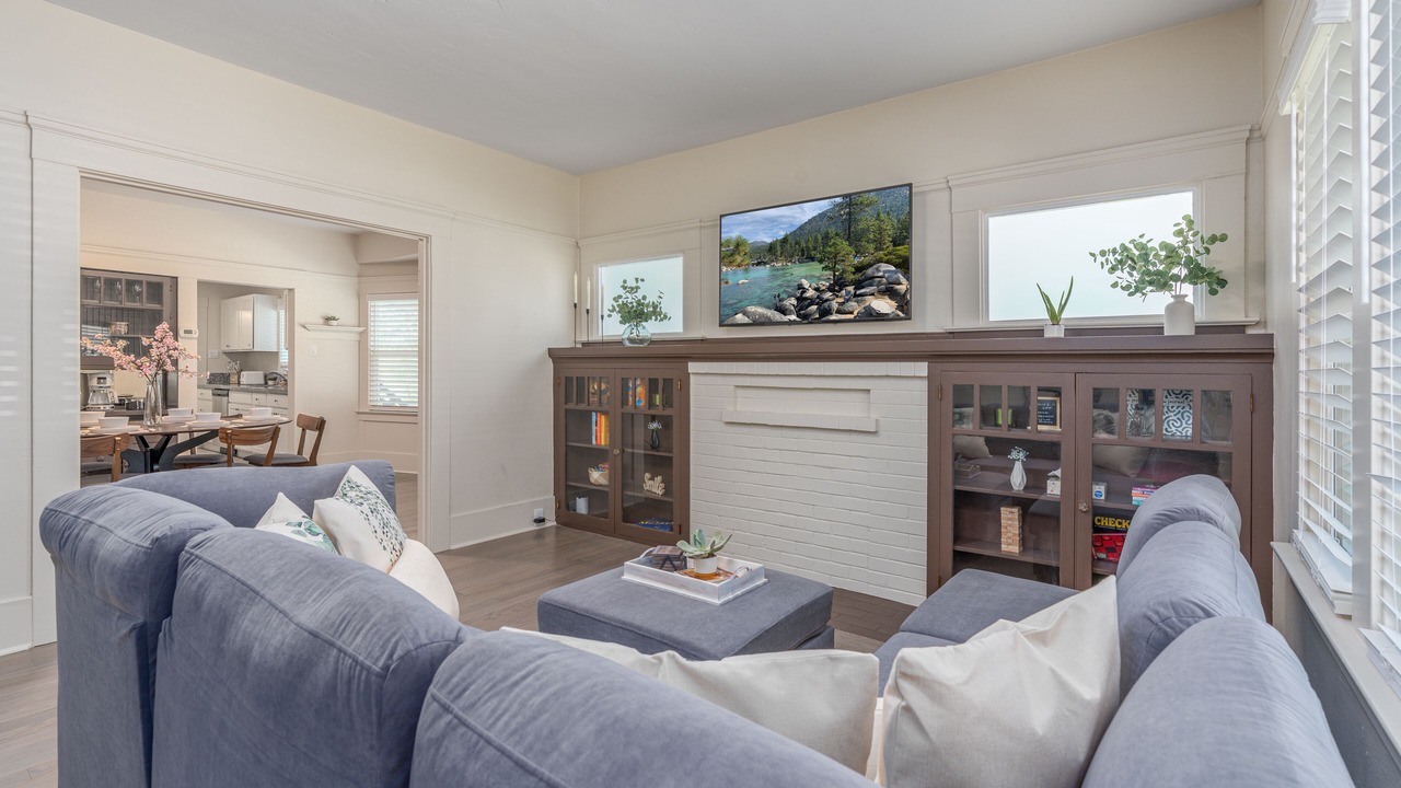 Photo of Livingroom in Reno/Tahoe Airport
