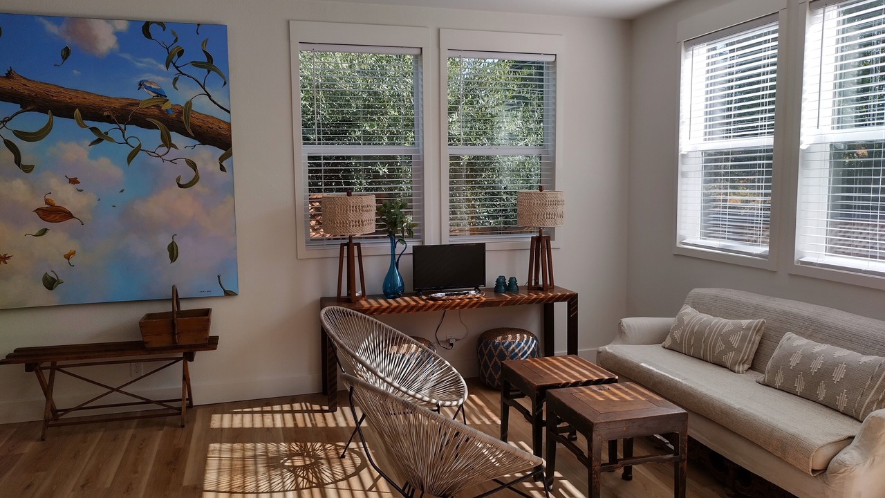Photo of Livingroom in Graton