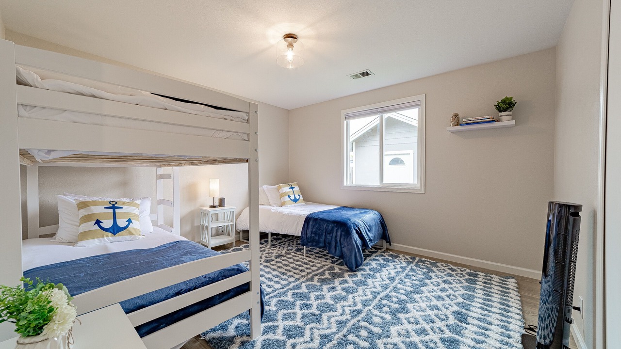 Photo of Bedroom in McKinleyville