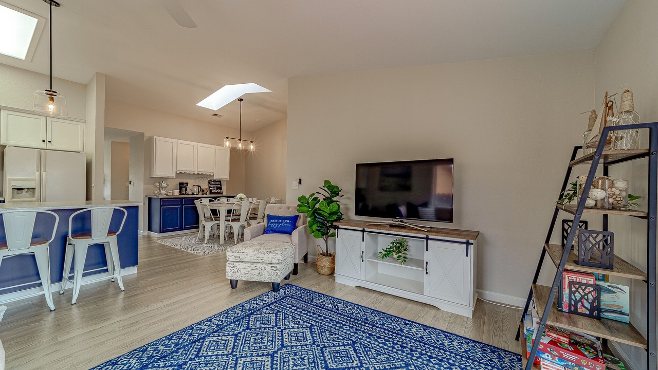 Photo of Livingroom in McKinleyville