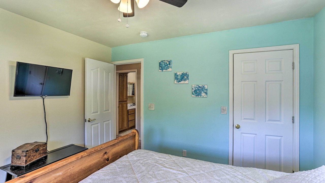 Photo of Bedroom in Weaverville