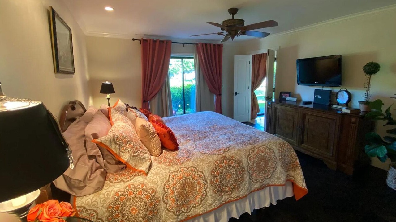 Photo of Bedroom in Yountville