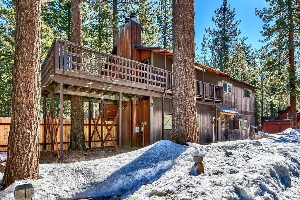 Photo of Outdoor in Al Tahoe