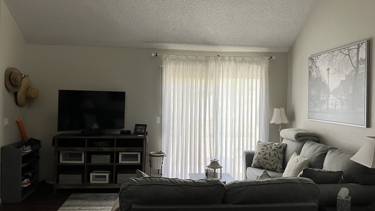 Photo of Livingroom in Laughlin