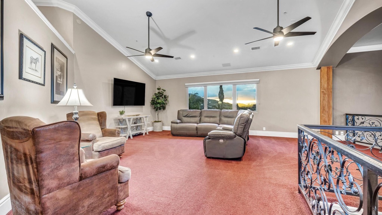Photo of Livingroom in Ramona