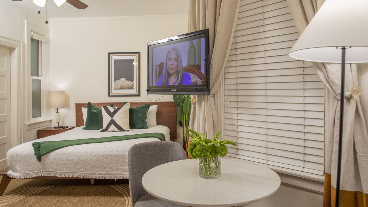 Photo of Bedroom in Telegraph Hill
