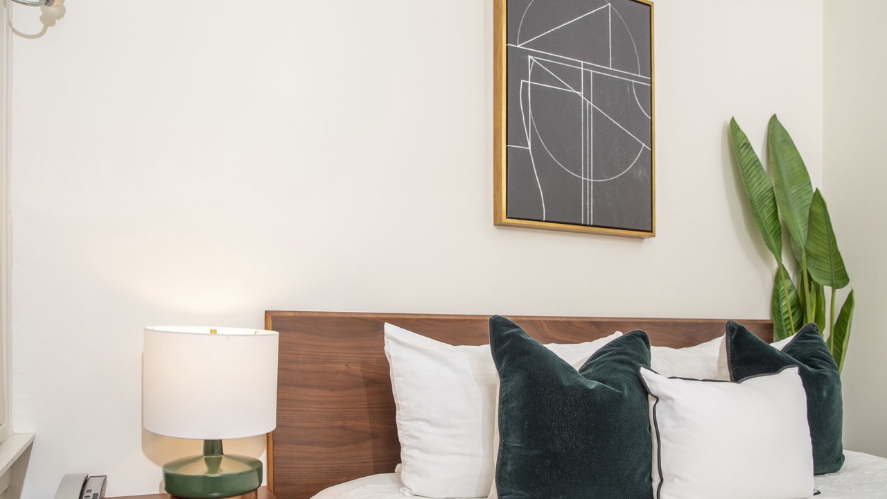 Photo of Bedroom in Telegraph Hill