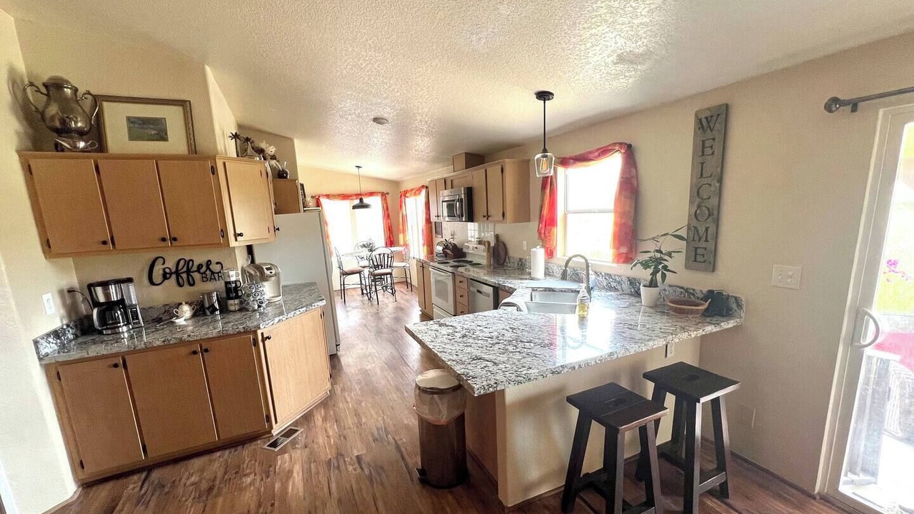 Photo of Kitchen in Black Canyon City