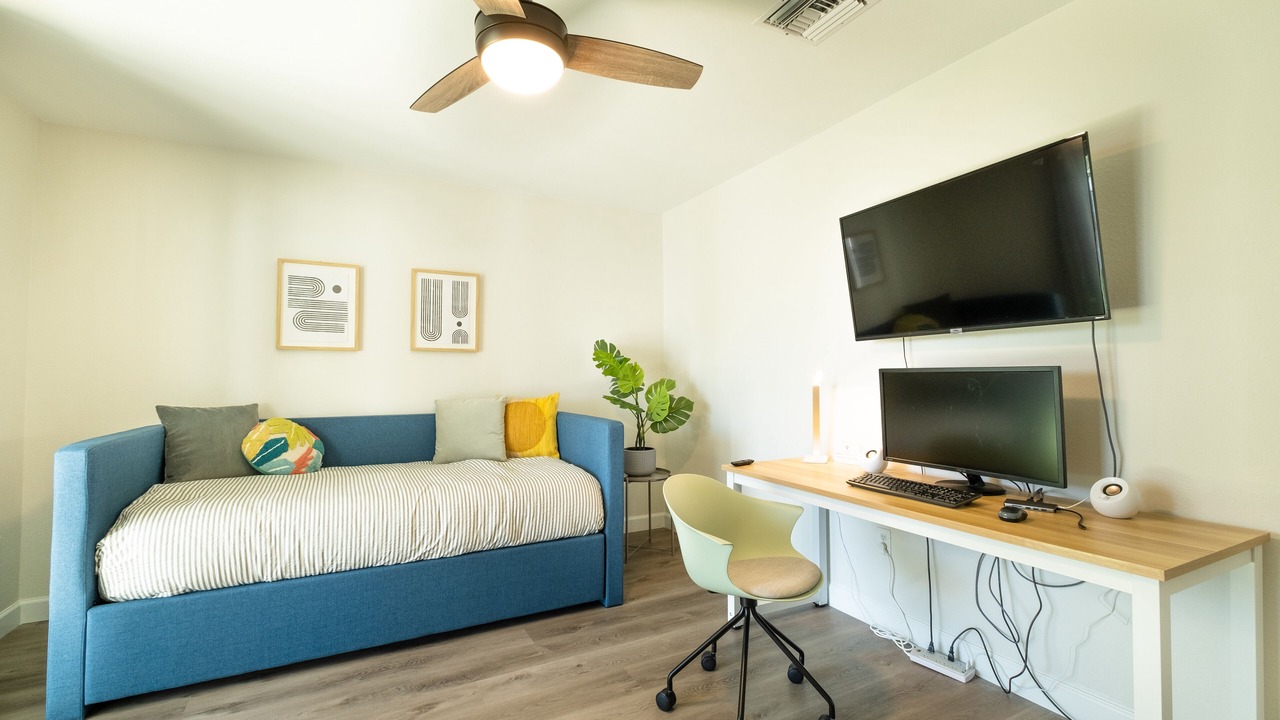 Photo of Livingroom in Encanto