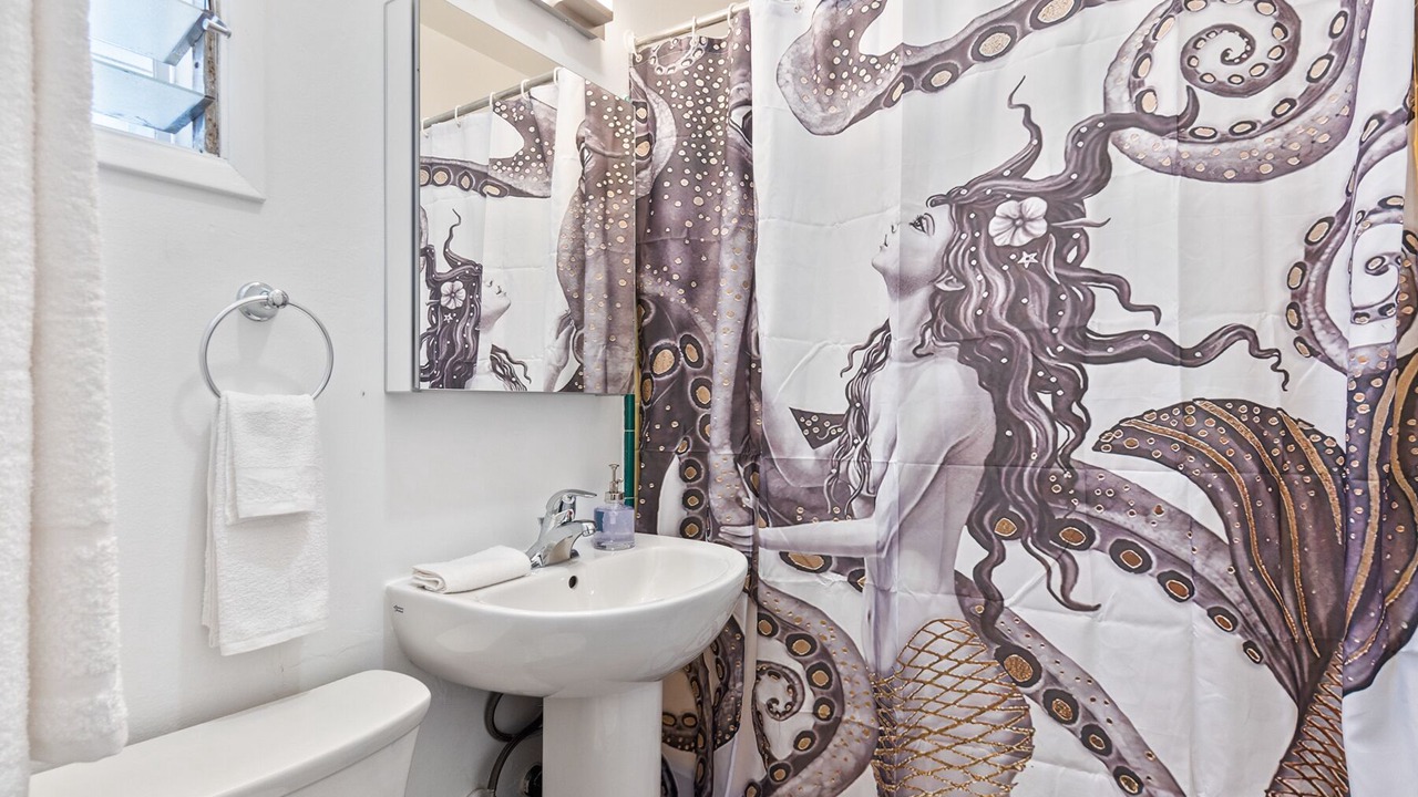 Photo of Bathroom in University Heights