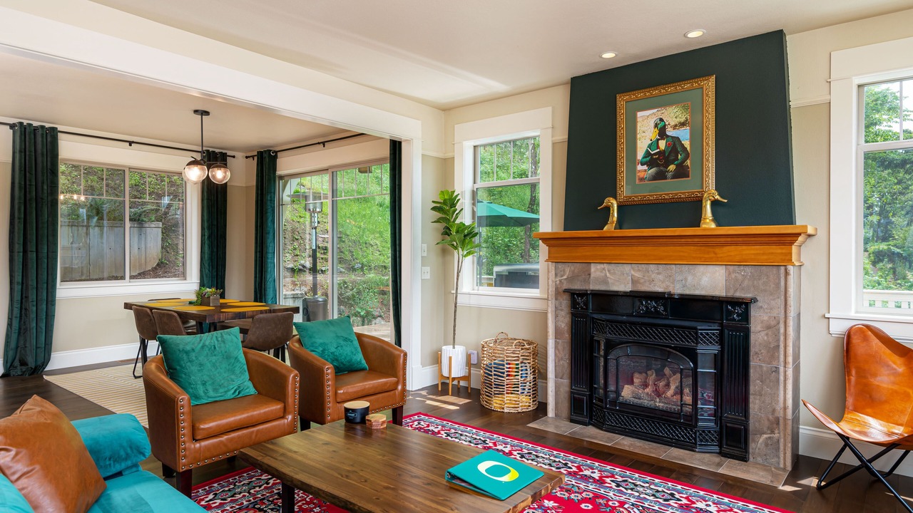 Photo of Livingroom in Southeast Eugene