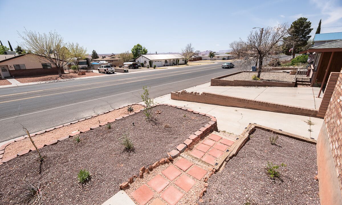Photo of Outdoor in Page
