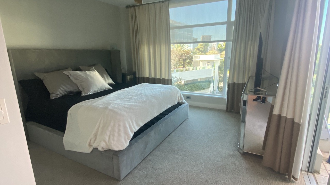 Photo of Bedroom in Irvine Business Complex