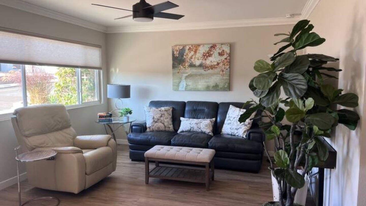 Photo of Livingroom in Mira Costa
