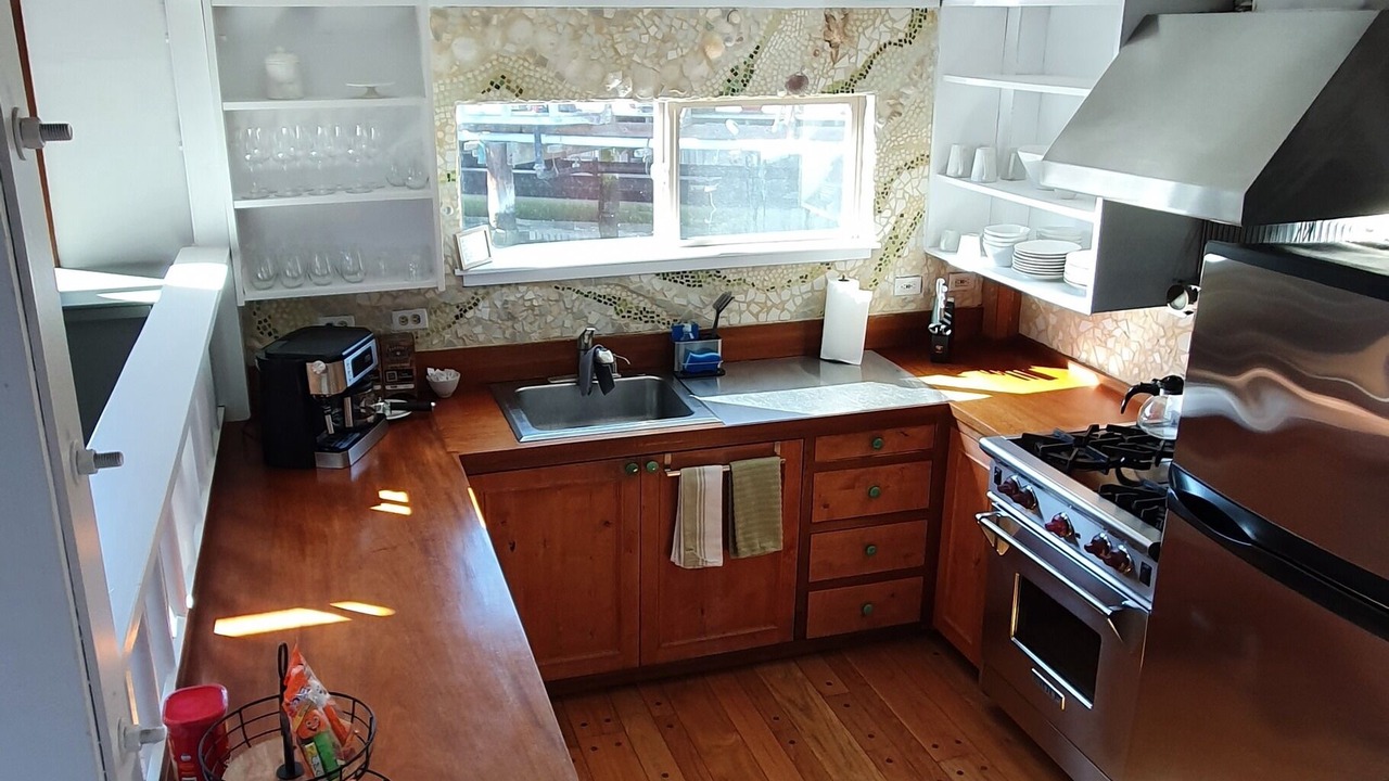 Photo of Kitchen in Marin City
