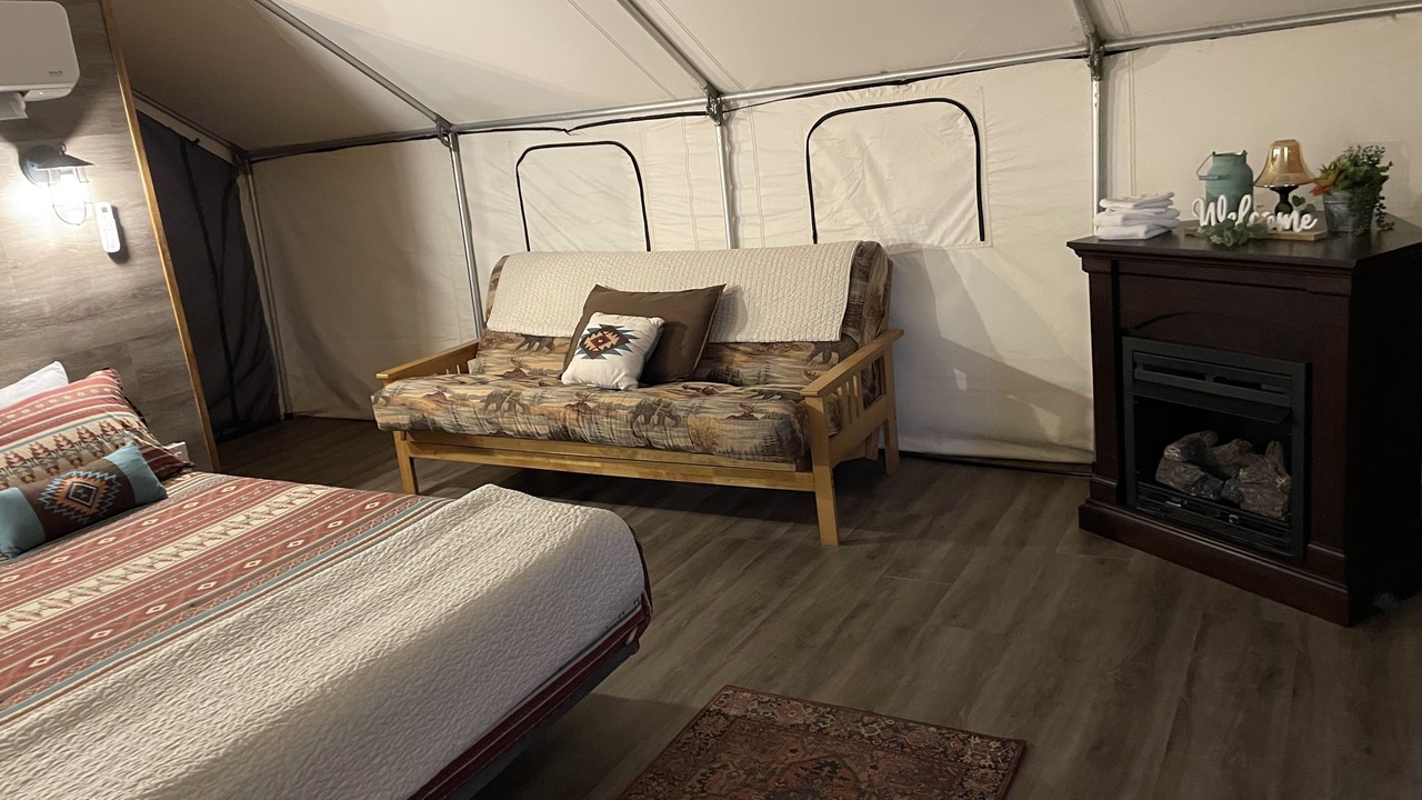Photo of Livingroom in Meadview