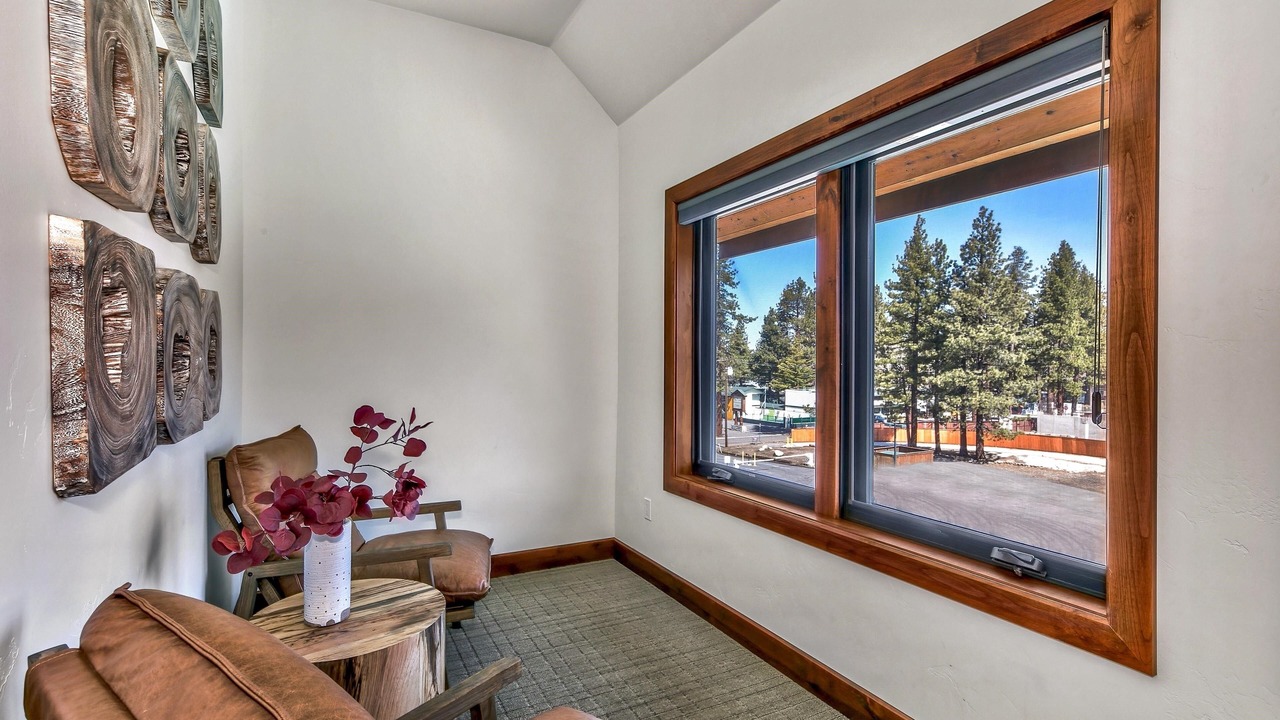 Photo of Bedroom in Lakeside Park