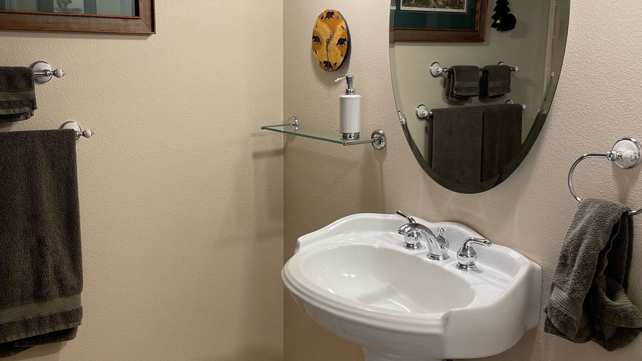 Photo of Bathroom in Lake Almanor West