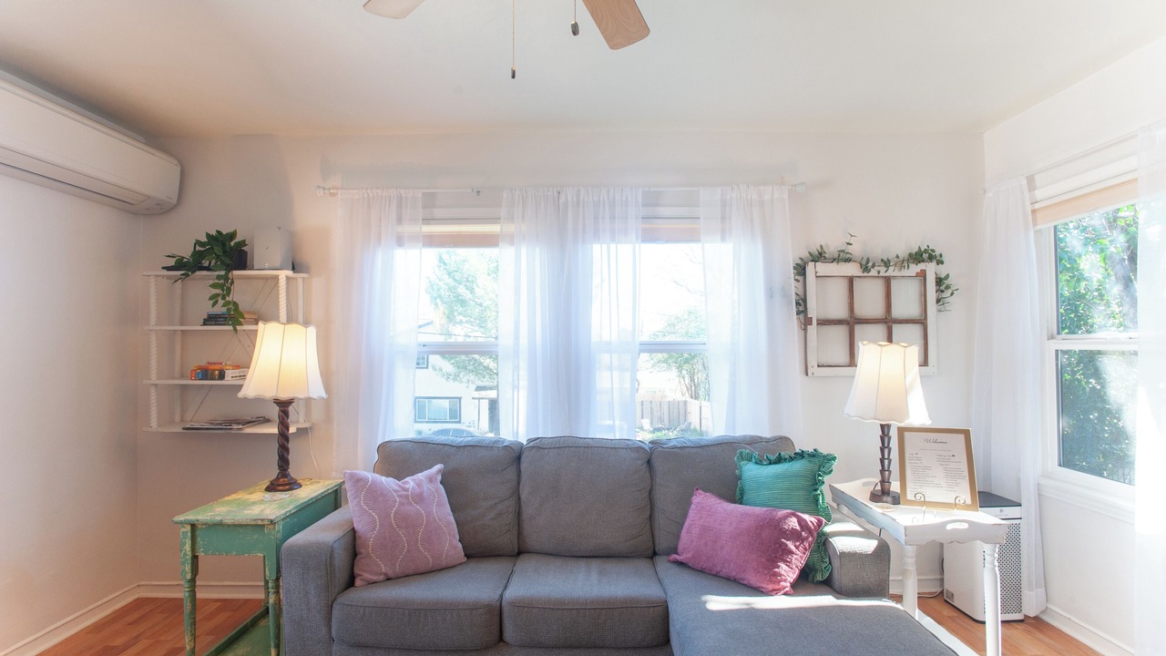 Photo of Livingroom in Redding