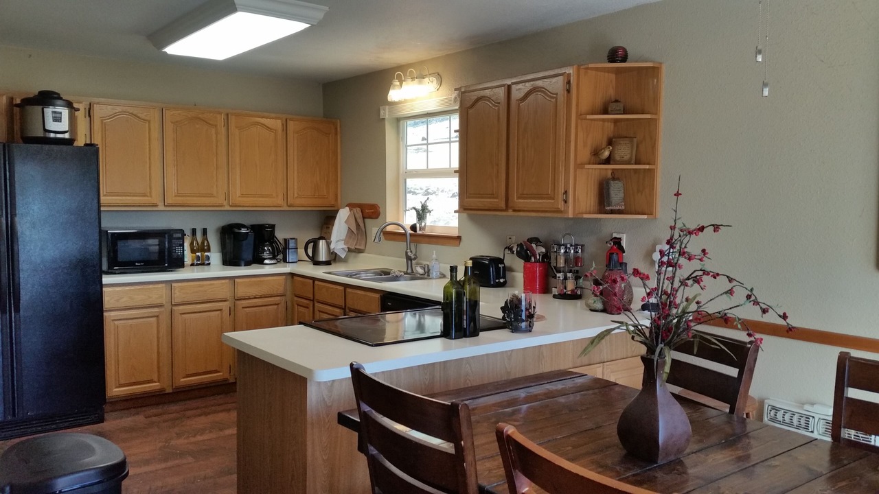 Photo of Kitchen in Weed
