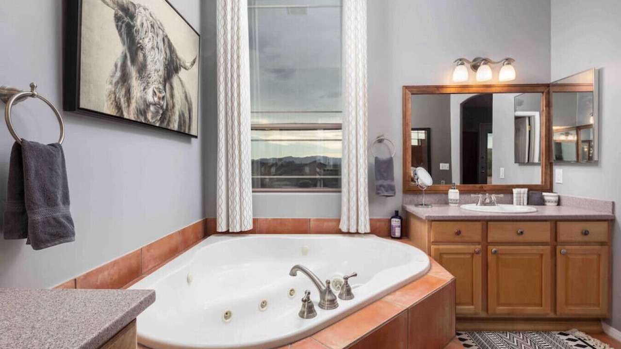 Photo of Bathroom in Rimrock