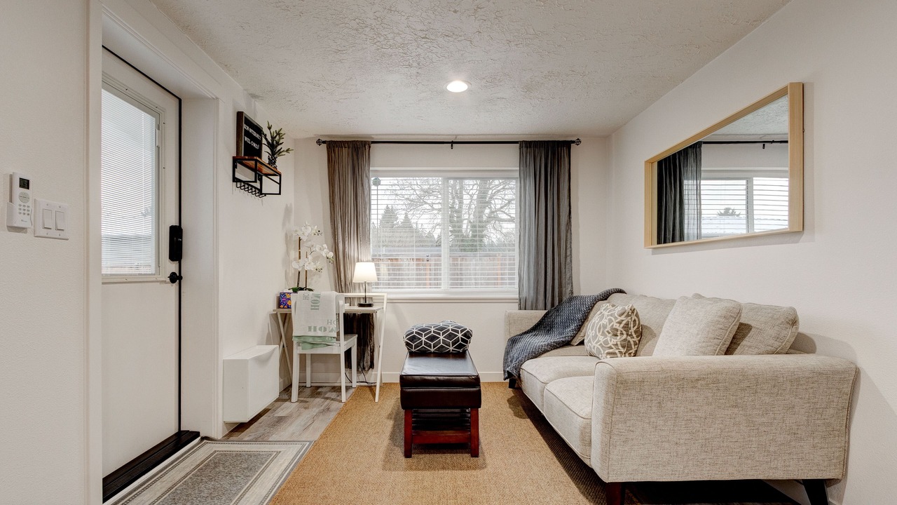 Photo of Livingroom in Starcrest