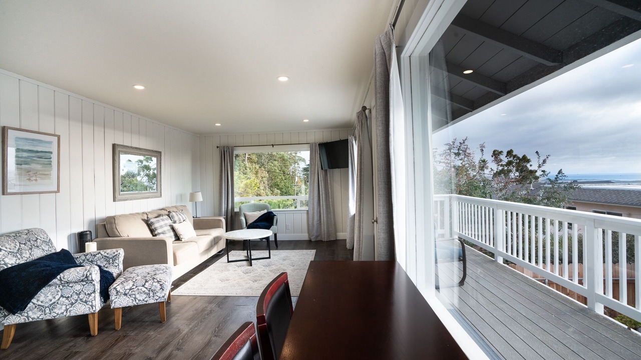 Photo of Livingroom in Morro Bay