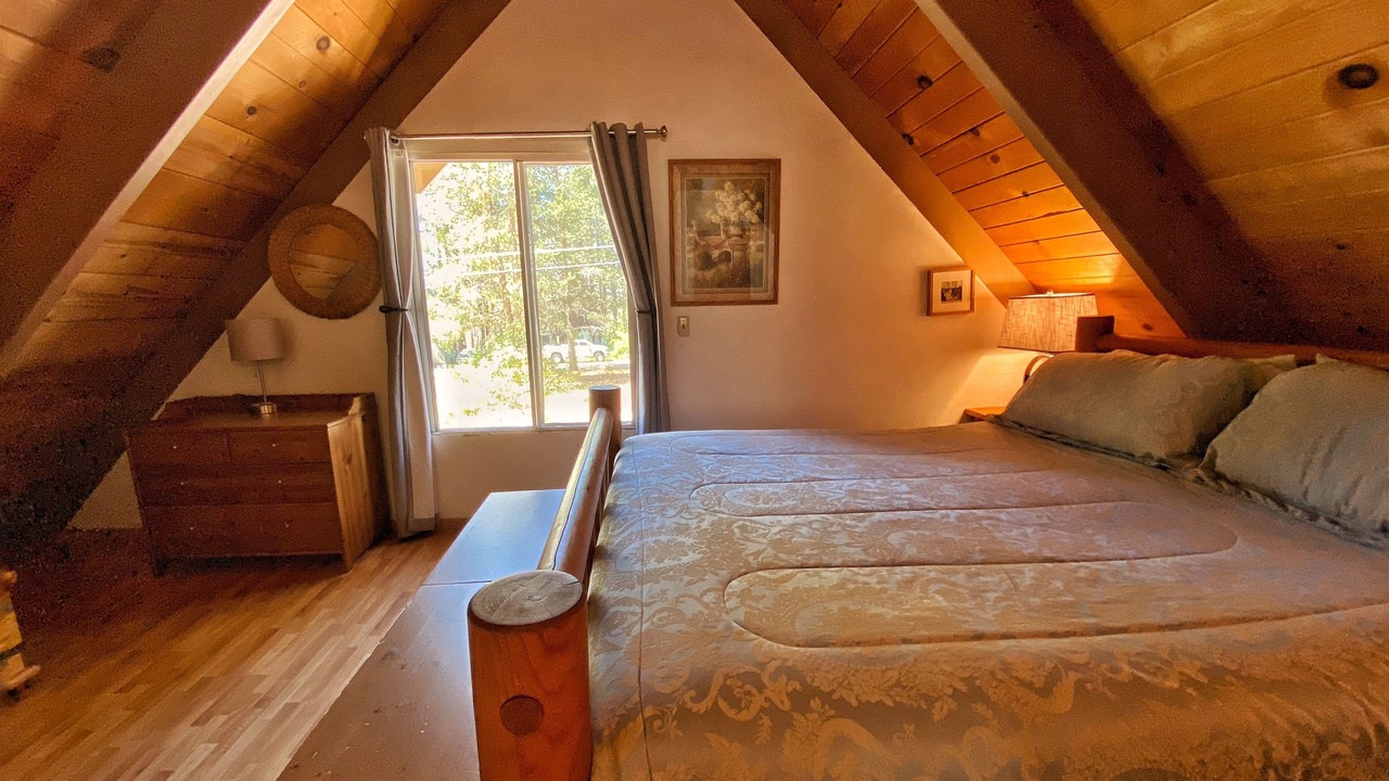 Photo of Bedroom in Sierra Tract