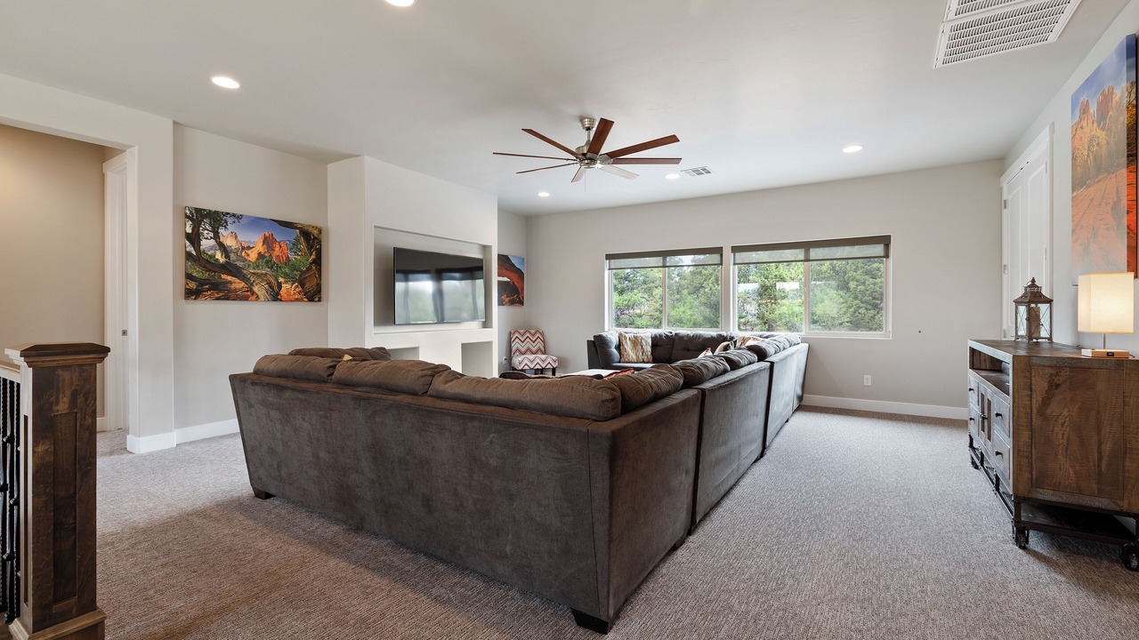 Photo of Livingroom in Zion National Park East Entrance