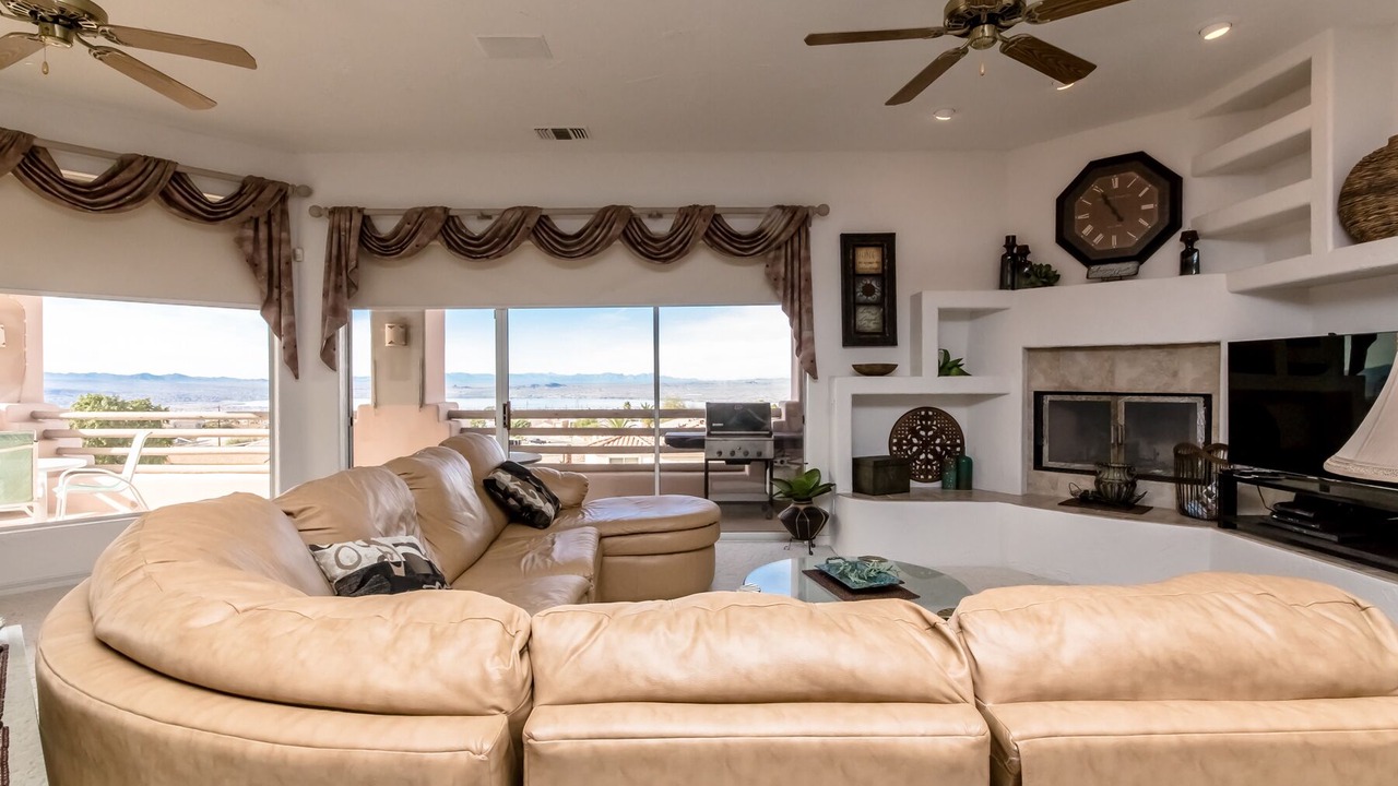 Photo of Livingroom in Lake Havasu City