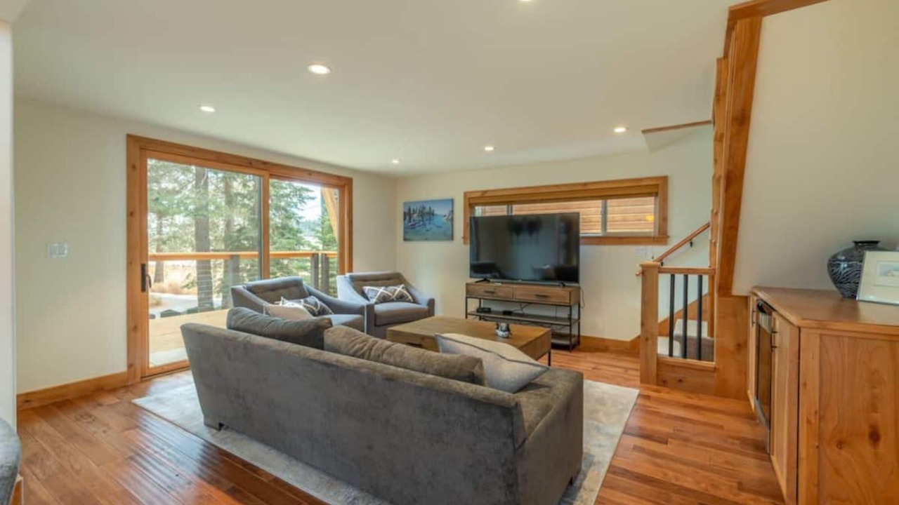 Photo of Livingroom in Carnelian Bay