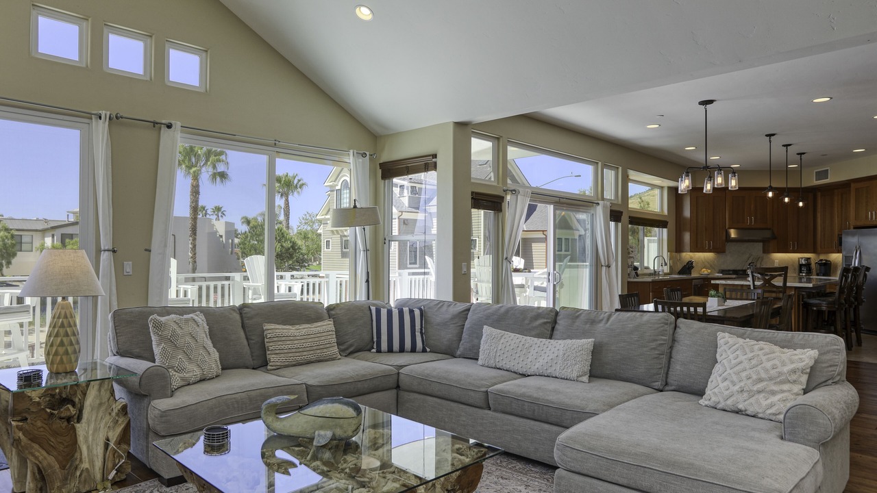 Photo of Livingroom in Avila Beach